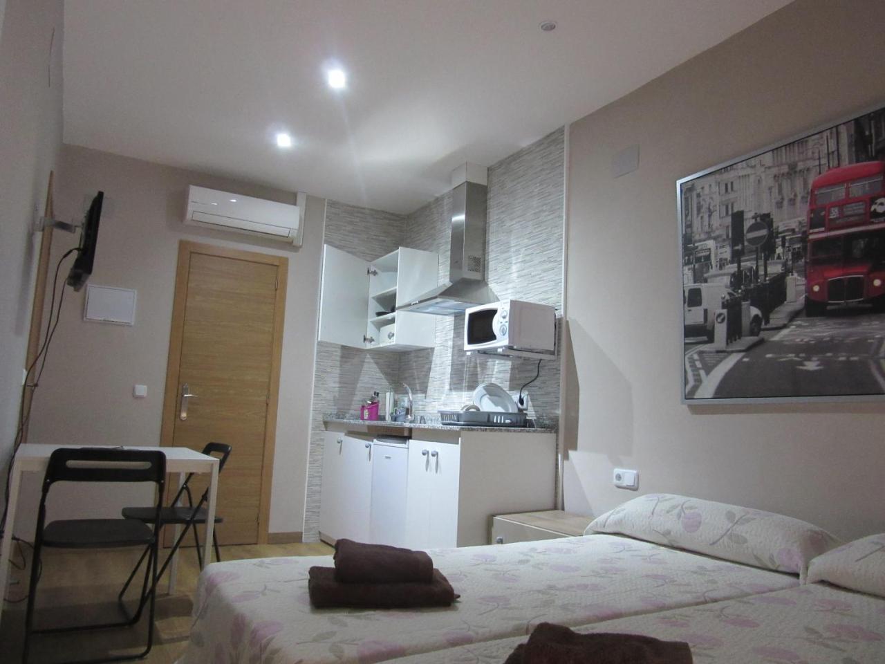 Apartamentos Adressadors Валенсия Экстерьер фото